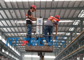 注塑車(chē)間大型工業(yè)吊扇安裝，瑞泰風(fēng)一步到位